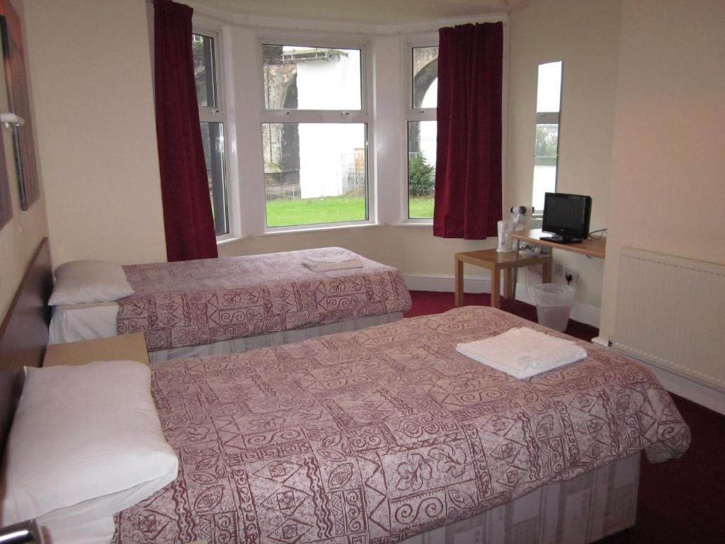 Mersey Hotel Widnes Zimmer foto