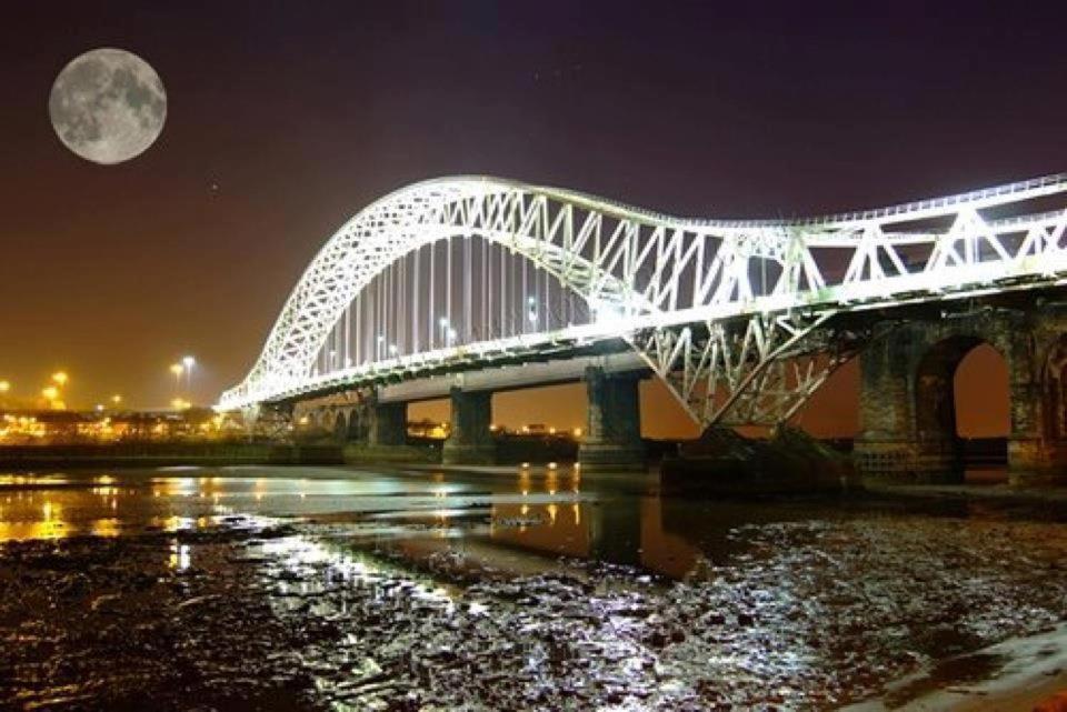Mersey Hotel Widnes Zimmer foto