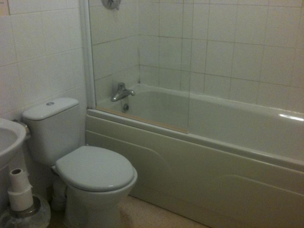 Mersey Hotel Widnes Zimmer foto